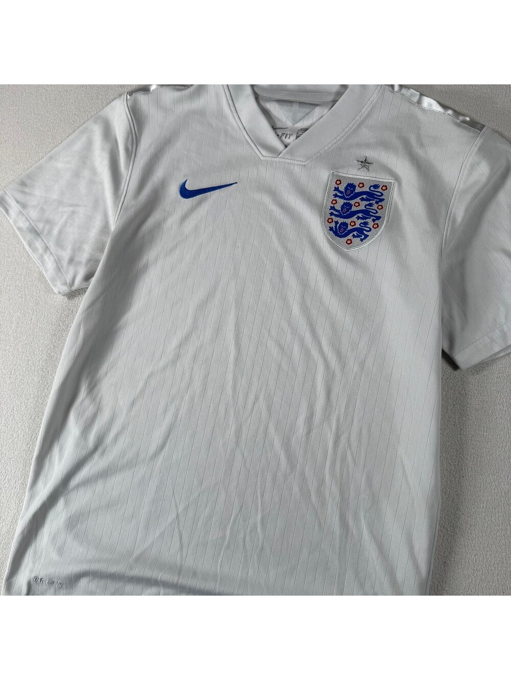 Nike England National Football Team White Jersey Size Small - Picture 2 of 12